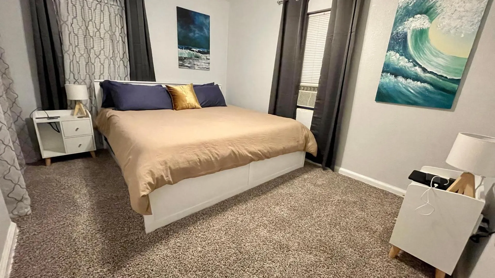 Holiday home Pet Friendly, 5 Minutes To Town, 20 Miles To The Beach Pensacola